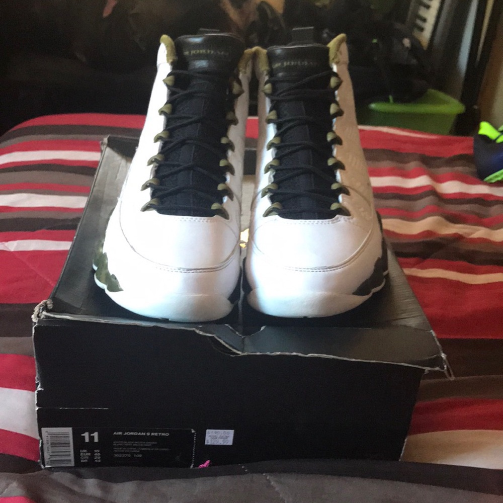 Air Jordan 9 retro “Statue”